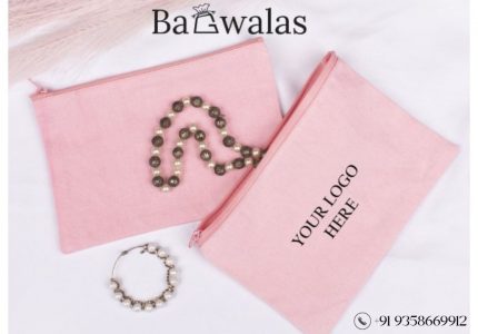 Zip Pouch (1)