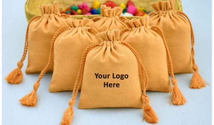 Designer jewelry packaging pouches